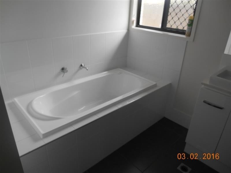 5 Dray  Ct, Riverhills QLD 4074