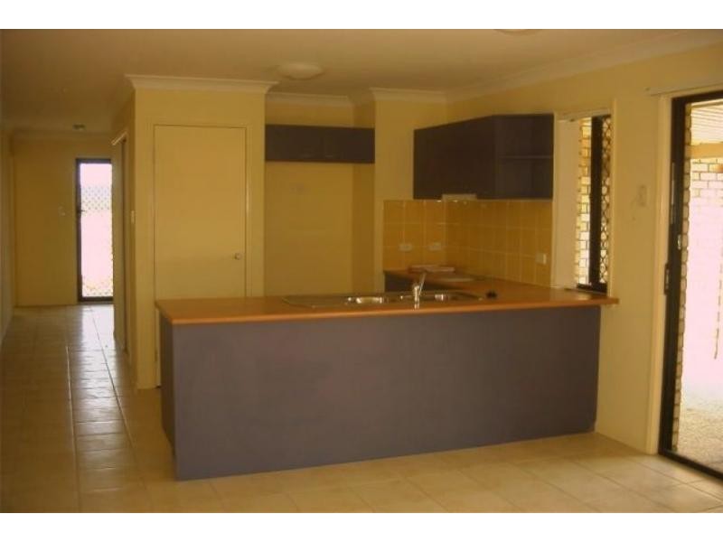 16 Farzana Pl, Underwood QLD 4119