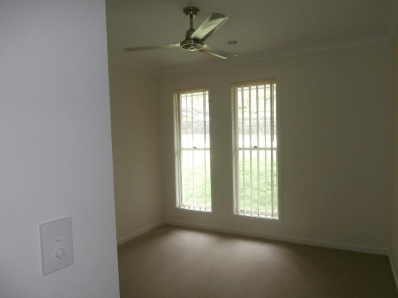 16  Summit Pde, Bahrs Scrub QLD 4207