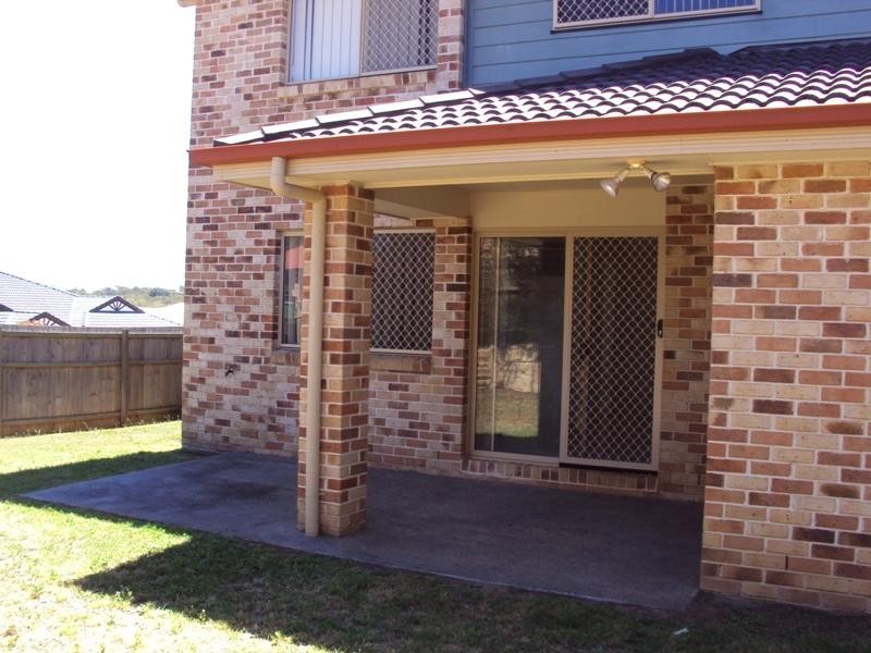 18 Burkett Cres, Victoria Point QLD 4165