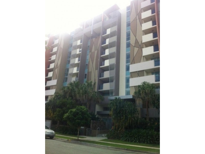 26/52 Darrambal St, Surfers Paradise QLD 4217
