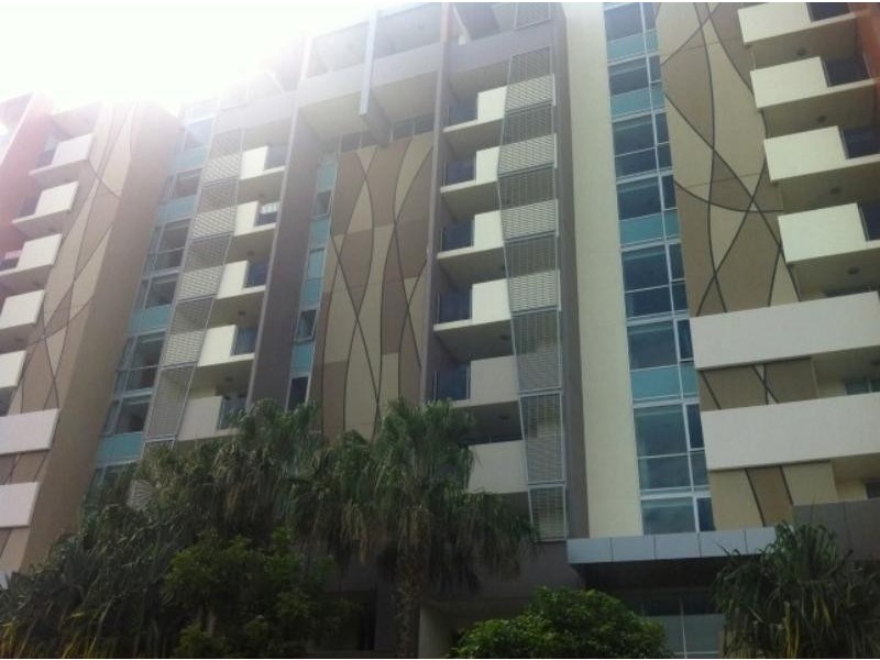 26/52 Darrambal St, Surfers Paradise QLD 4217