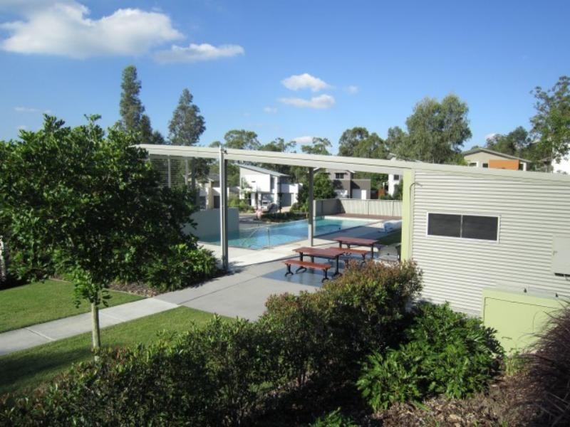 19 Tall Woods Ct, Brookwater QLD 4300