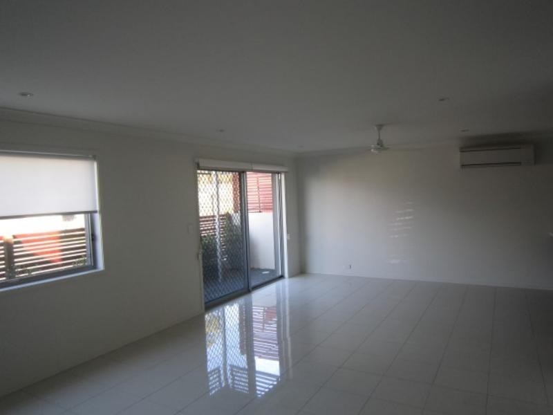 19 Tall Woods Ct, Brookwater QLD 4300