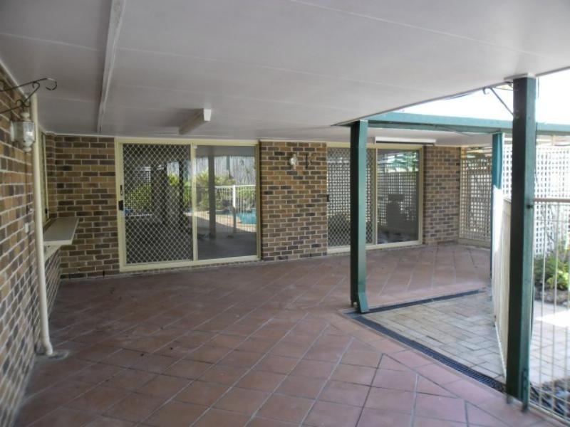 9 Charnley Ct, Shailer Park QLD 4128