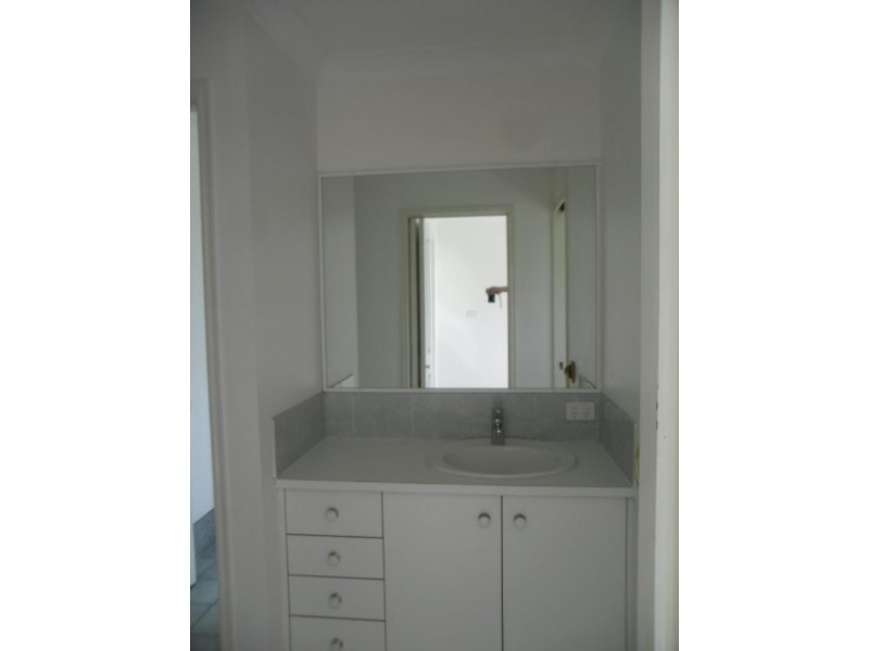 9 Charnley Ct, Shailer Park QLD 4128