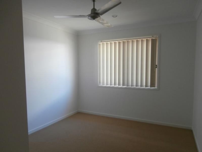 22 Summit Pde, Bahrs Scrub QLD 4207