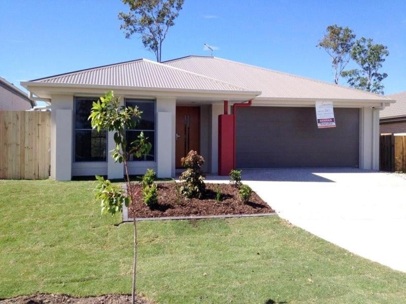 53 Ravensbourne Cct, Waterford QLD 4133