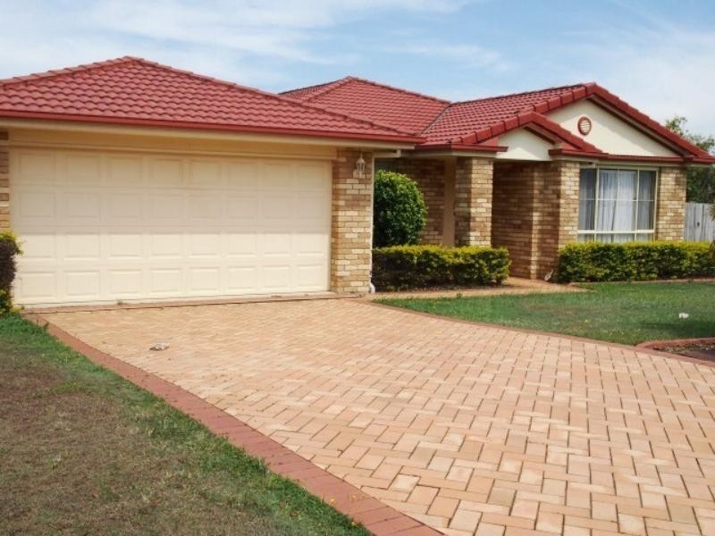 7 Inverary Pl, Parkinson QLD 4115
