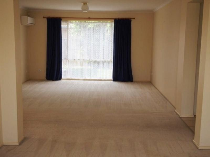 7 Inverary Pl, Parkinson QLD 4115