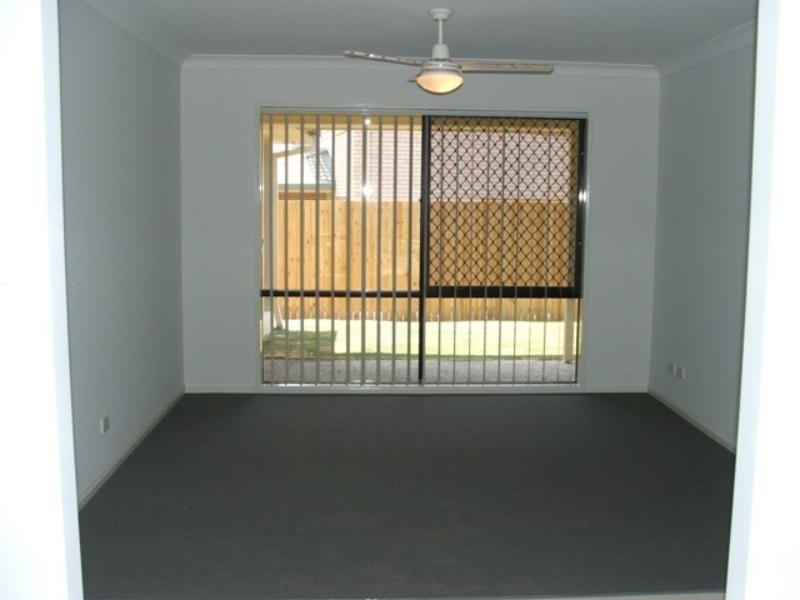 56 Salubris Pl, Moggill QLD 4070