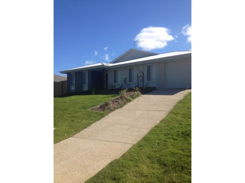 8 Trevor  St, Bellbird Park QLD 4300