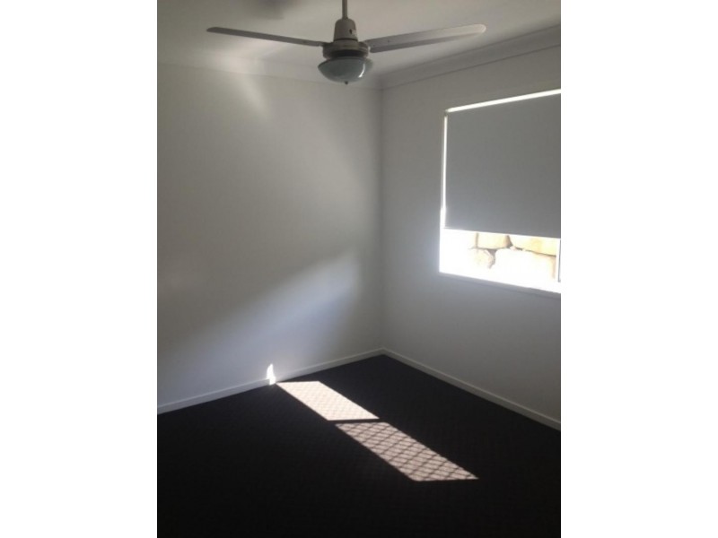 8 Trevor  St, Bellbird Park QLD 4300