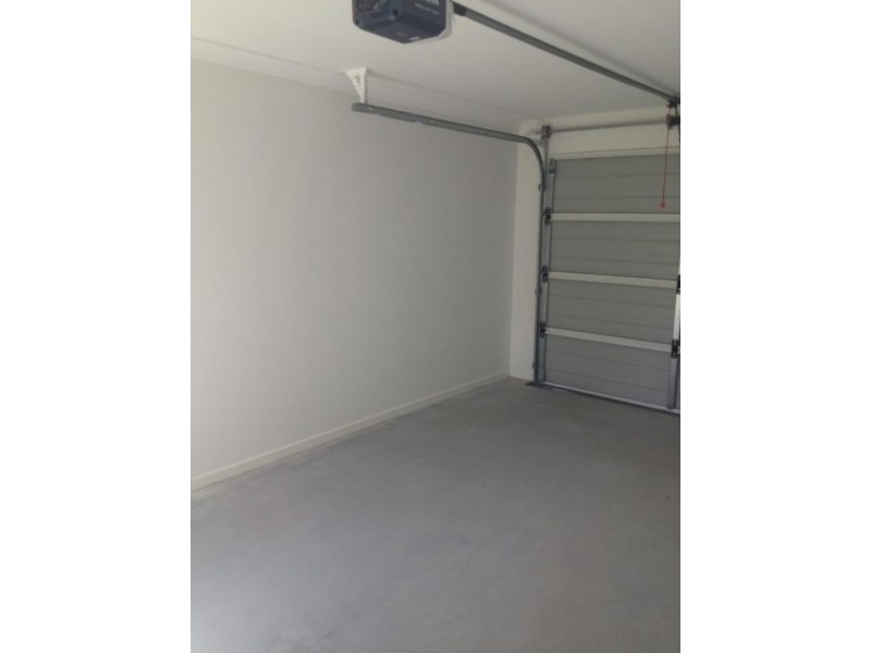 8 Trevor  St, Bellbird Park QLD 4300