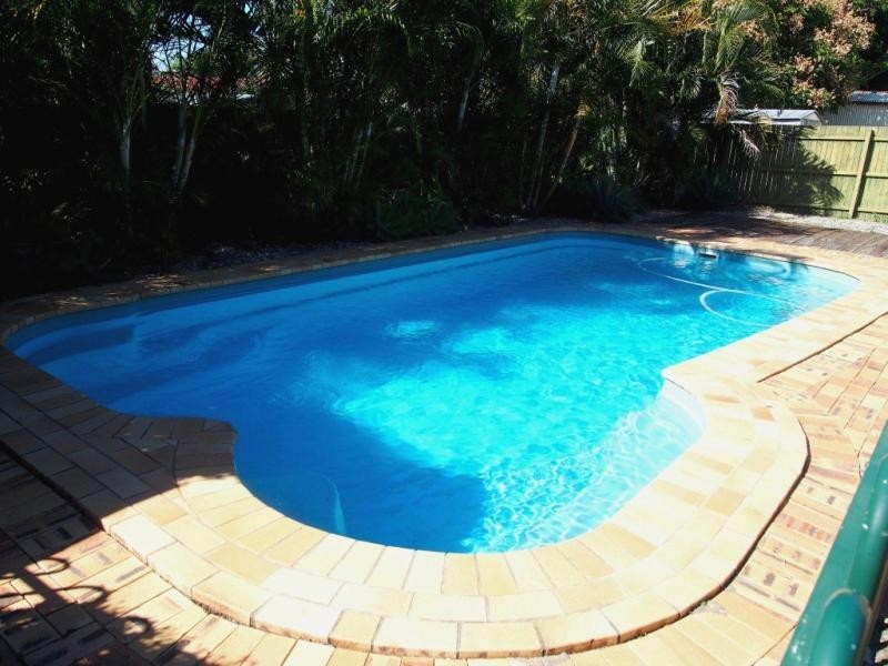 190 Mt Cotton  Rd, Capalaba QLD 4157