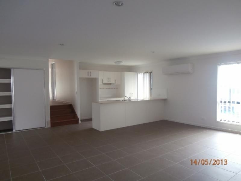 26 Summit Pde, Bahrs Scrub QLD 4207
