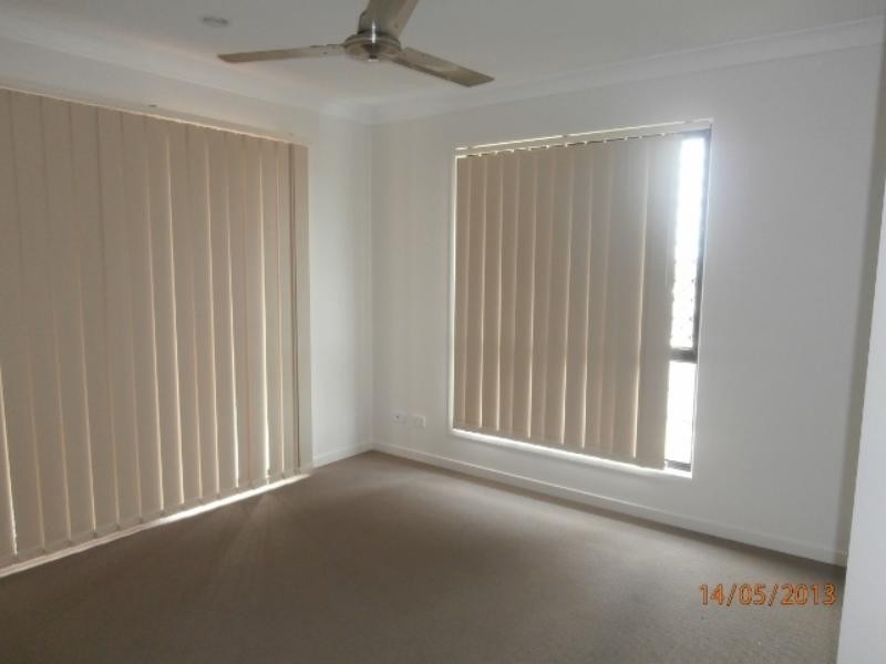 26 Summit Pde, Bahrs Scrub QLD 4207