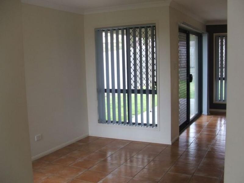 14 Burkett Cres, Victoria Point QLD 4165