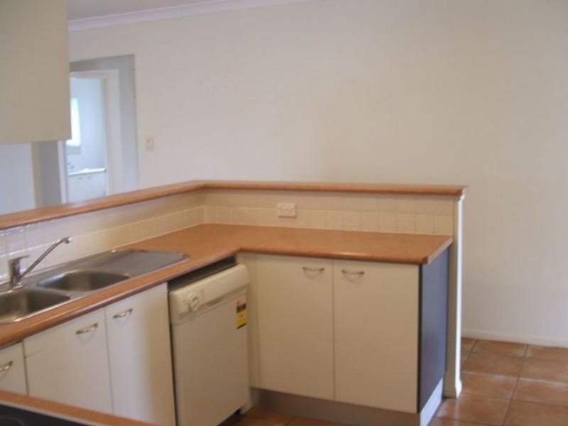 14 Burkett Cres, Victoria Point QLD 4165