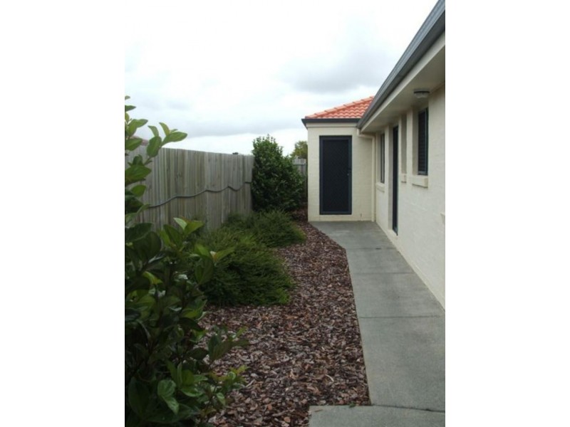 14 Burkett Cres, Victoria Point QLD 4165