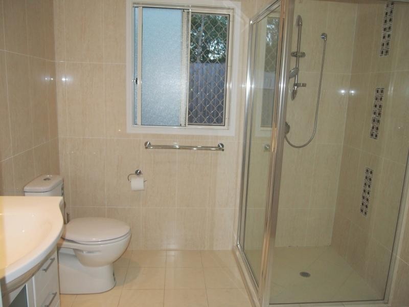 53 Flower Pl, Richlands QLD 4077