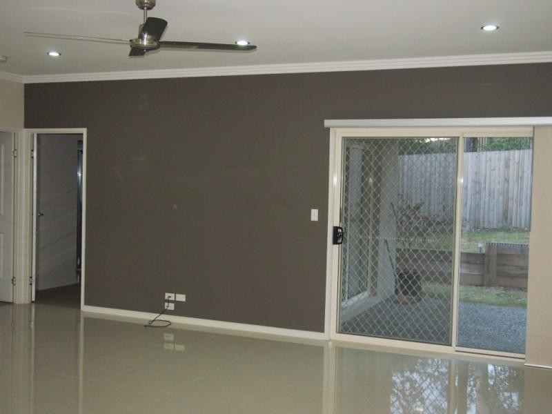 53 Flower Pl, Richlands QLD 4077