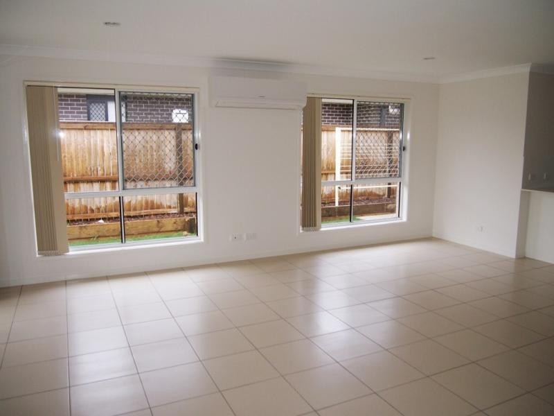 117 Grand Tce, Waterford QLD 4133