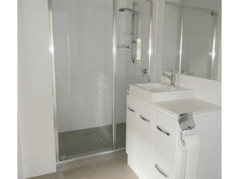 8a Kestrel St, Dakabin QLD 4503