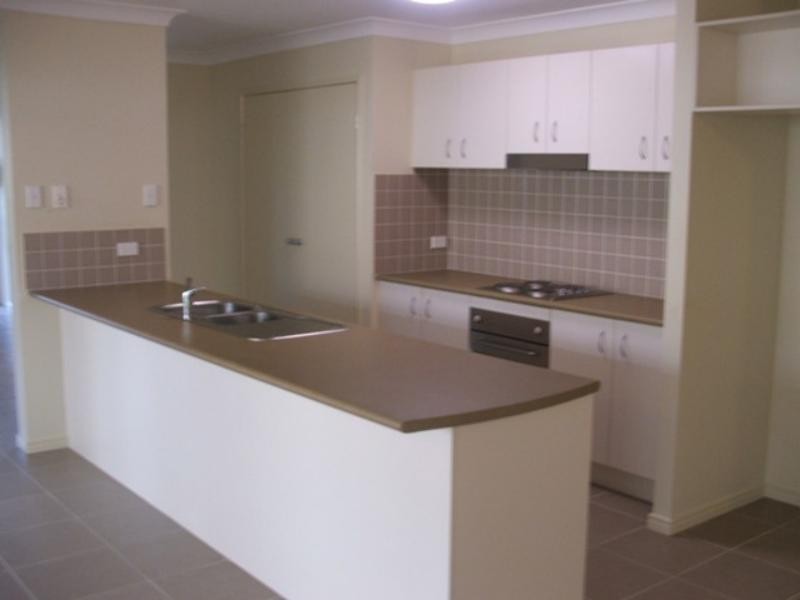 4 Mt Cootha Pl, Algester QLD 4115