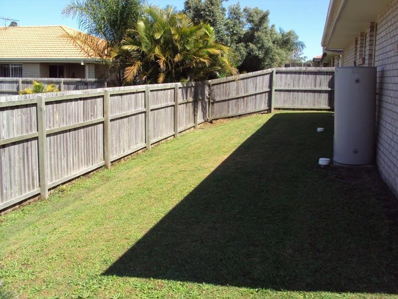 8 Fernwood Ct, Victoria Point QLD 4165