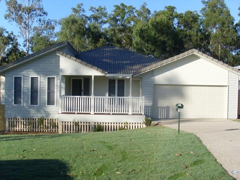 35 Oliver  Dr, Redbank Plains QLD 4301