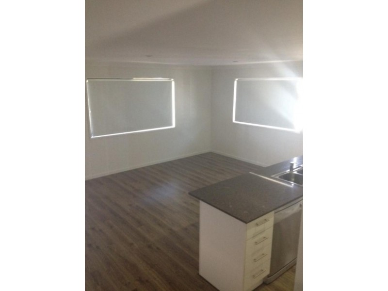 27 Sawmill Cct, Riverhills QLD 4074