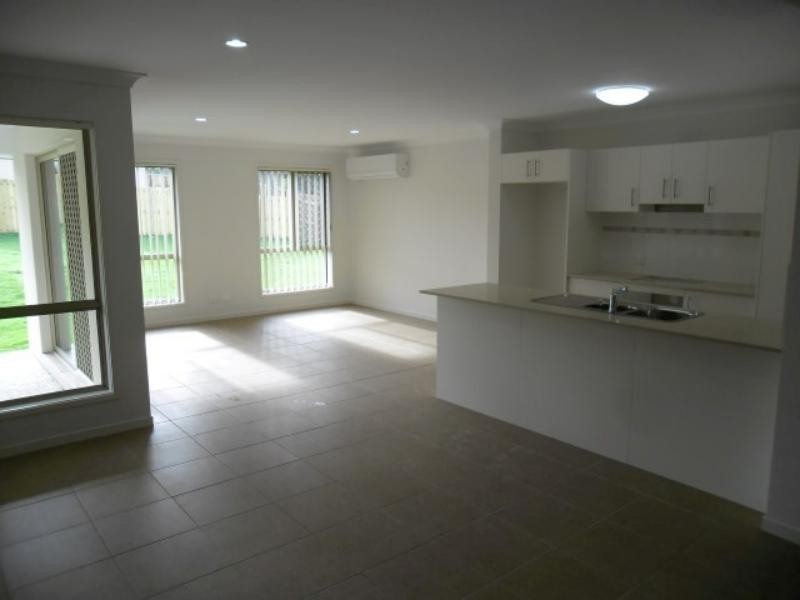 222 Hardwood Dr, Mount Cotton QLD 4165