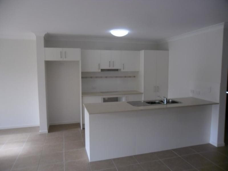 222 Hardwood Dr, Mount Cotton QLD 4165