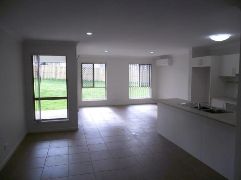 222 Hardwood Dr, Mount Cotton QLD 4165