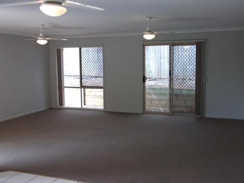 32 Lime  St, Redland Bay QLD 4165