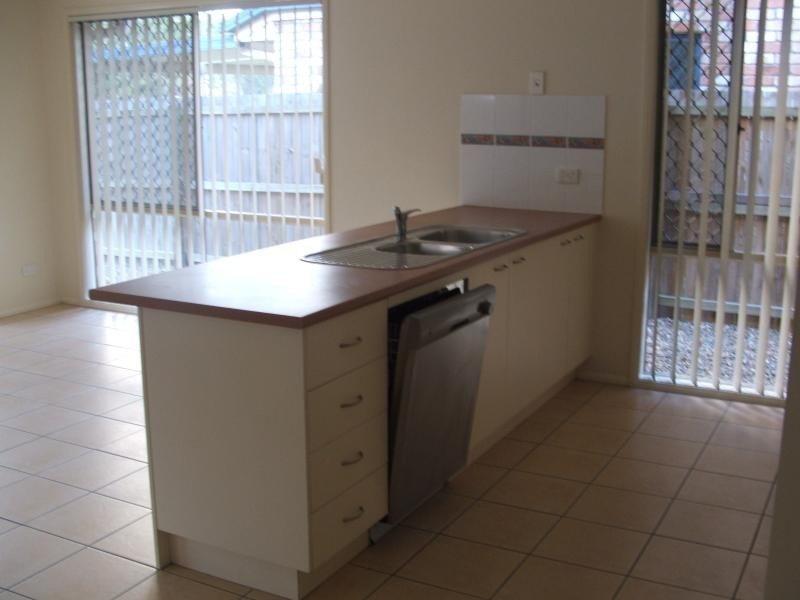 20 Araluen Pl, Carindale QLD 4152