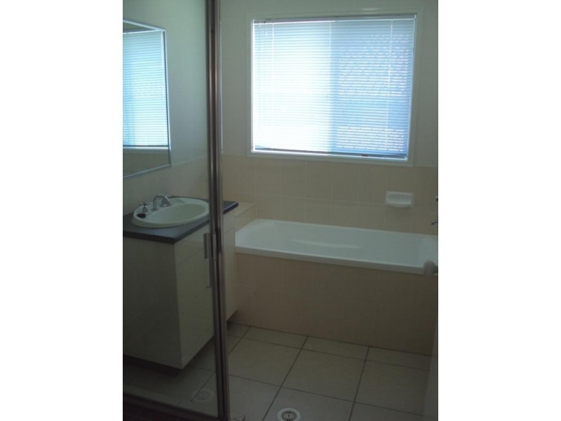 7 Camphor Ct, Victoria Point QLD 4165