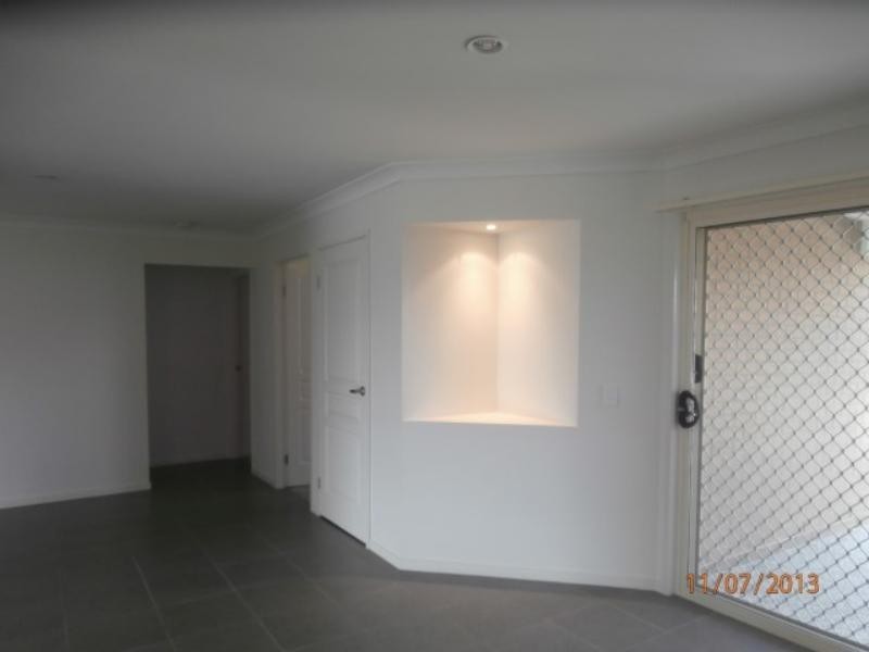 56 McLachlan Cct, Pimpama QLD 4209