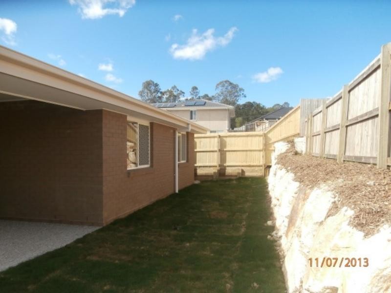 56 McLachlan Cct, Pimpama QLD 4209