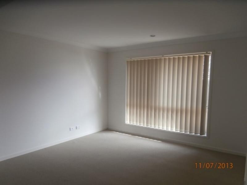 56 McLachlan Cct, Pimpama QLD 4209