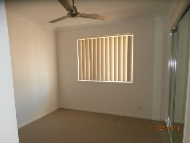 56 McLachlan Cct, Pimpama QLD 4209