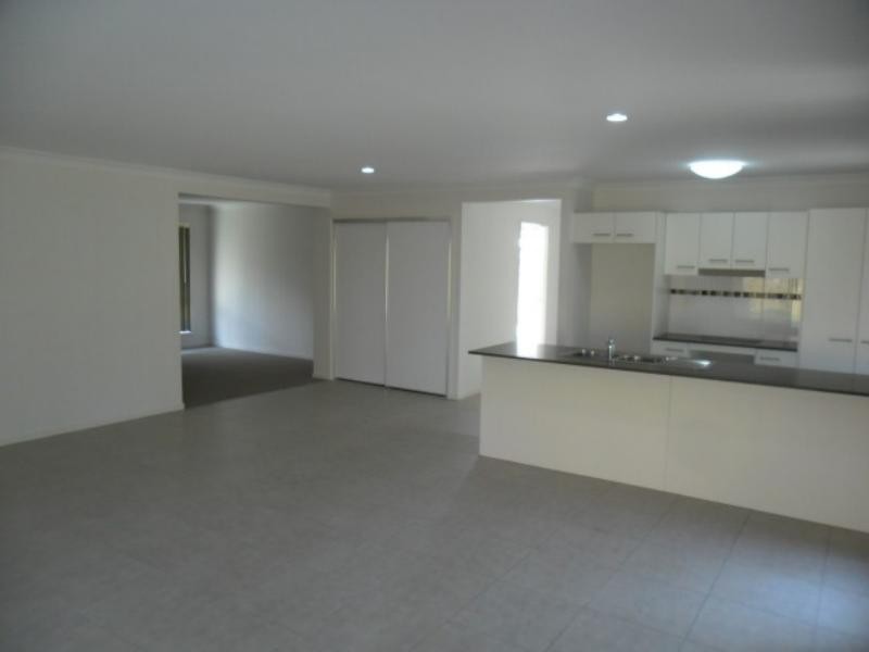 35 Bellflower Cres, Mount Cotton QLD 4165