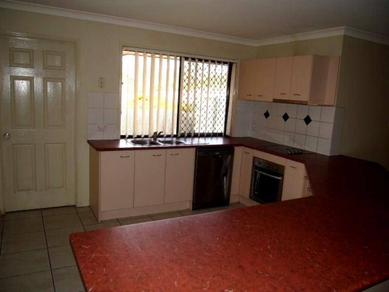 14 Kanangra  Pl, Parkinson QLD 4115