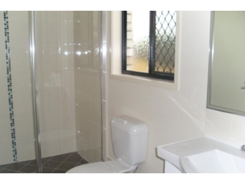 4 Vanessa Cl, Richlands QLD 4077