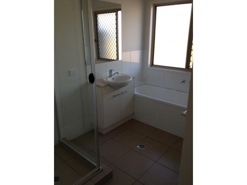 27 Pyrite St, Pimpama QLD 4209