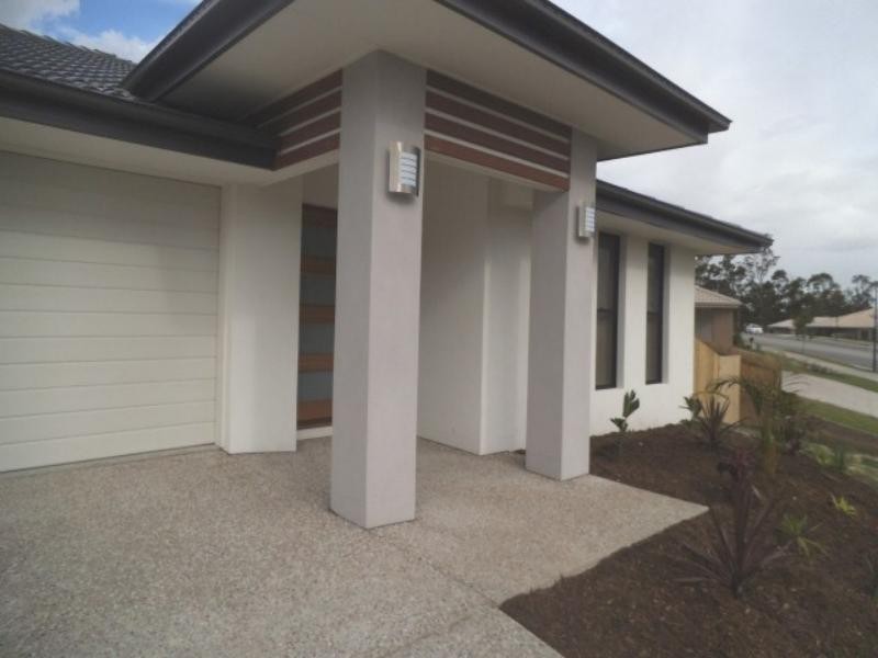 1 Willow Rise  Dr, Waterford QLD 4133