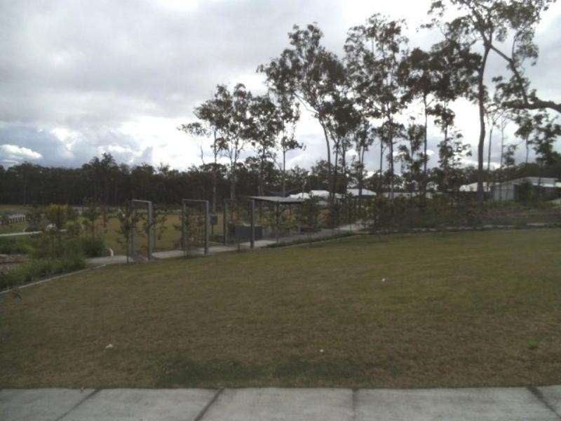 1 Willow Rise  Dr, Waterford QLD 4133