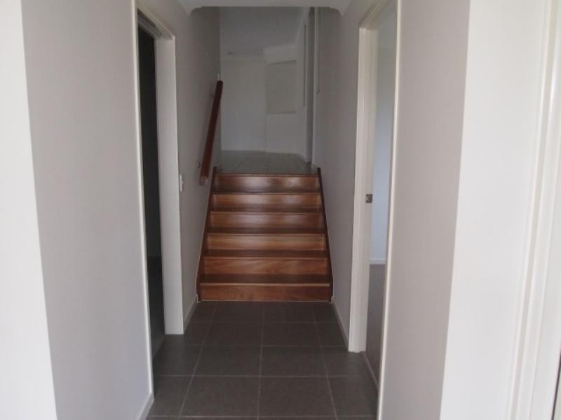 1 Willow Rise  Dr, Waterford QLD 4133