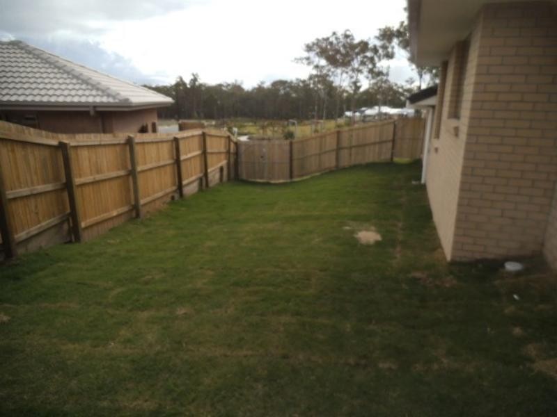 1 Willow Rise  Dr, Waterford QLD 4133